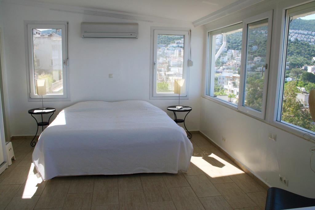 Marina View Residence Gulluk Exterior photo
